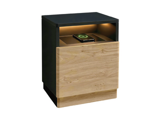 Tech Hub Side Pod